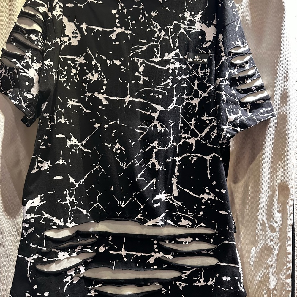 Red Ape XL scallop Shirt